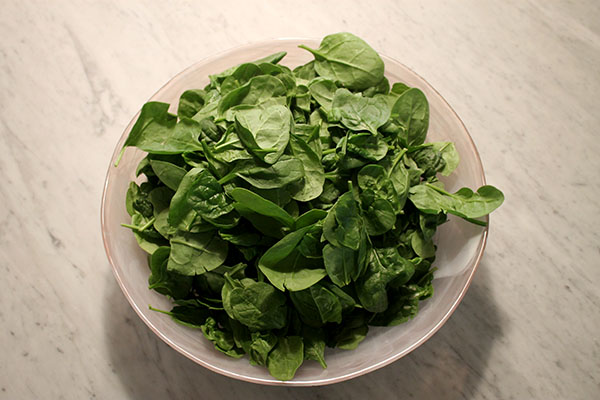 spinach summer salad