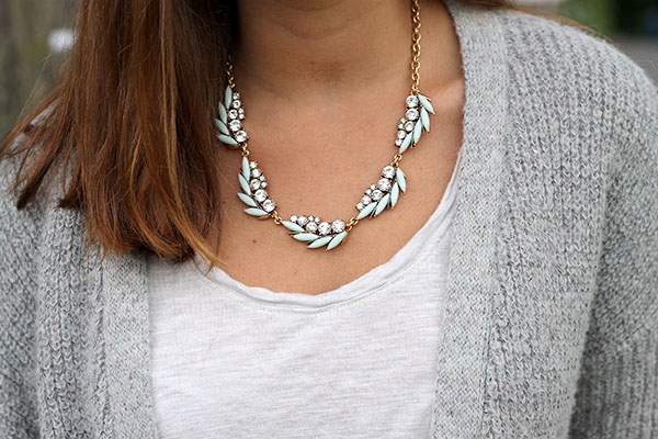 j.crew necklace fashion, east coast summers