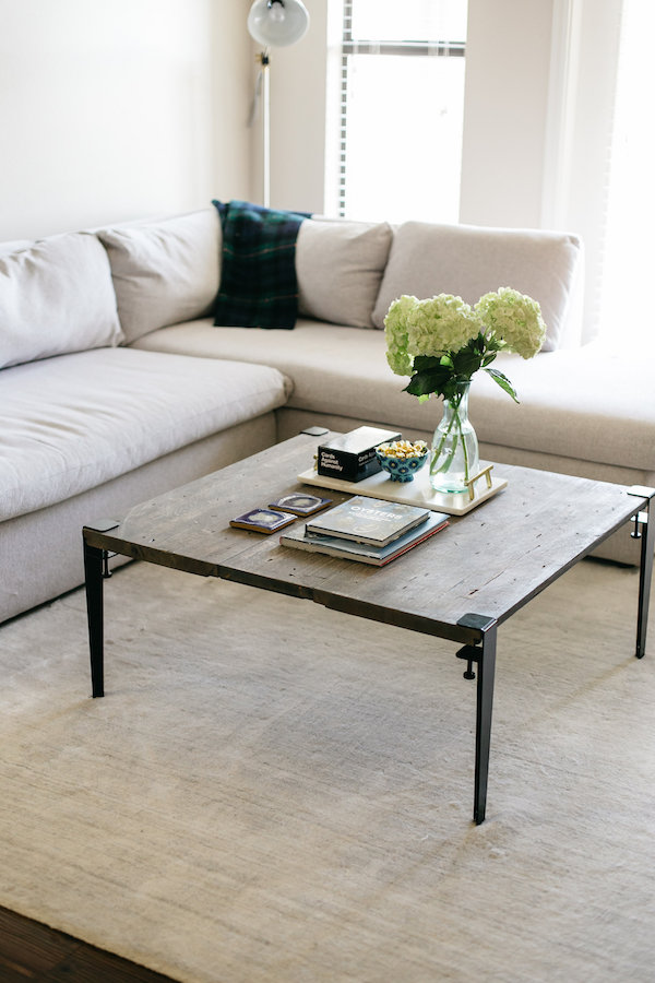 3 Ways to Save When it Comes to Furnishing your Apartment  | The Coastal Confidence by Aubrey Yandow