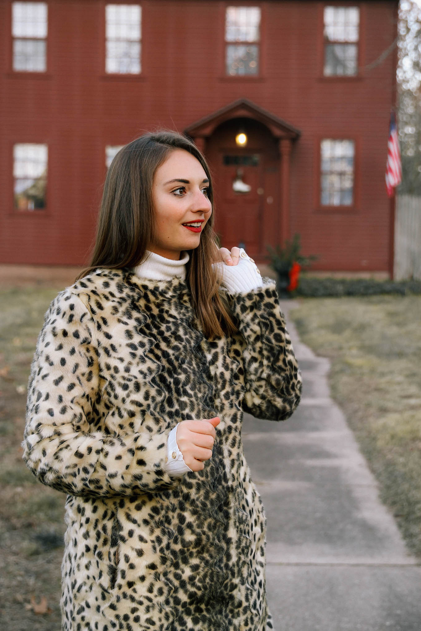Frosted Window Panes and Leopard Coats | The Coastal Confidence by Aubrey Yandow
