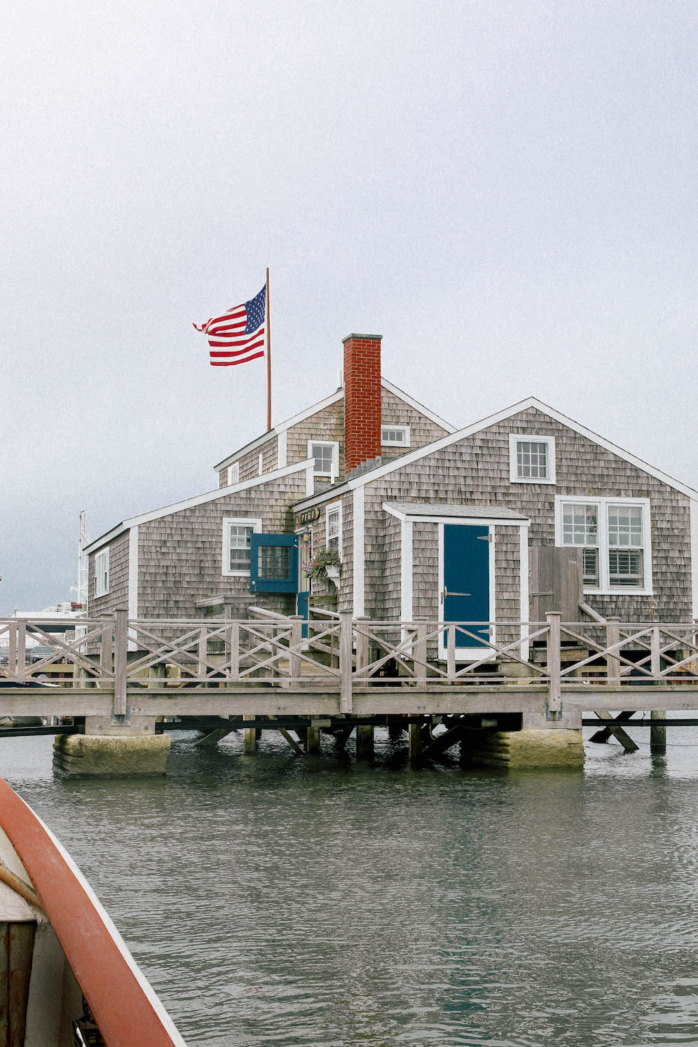 POPSUGAR Nantucket House The Coastal Confidence Aubrey Yandow