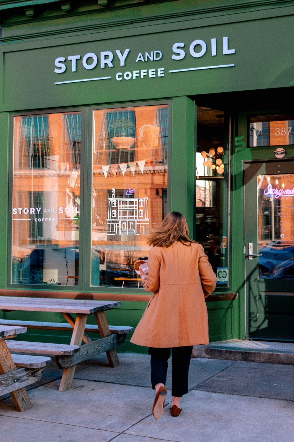 preppy coffee shops in New England the coastal confidence aubrey yandow