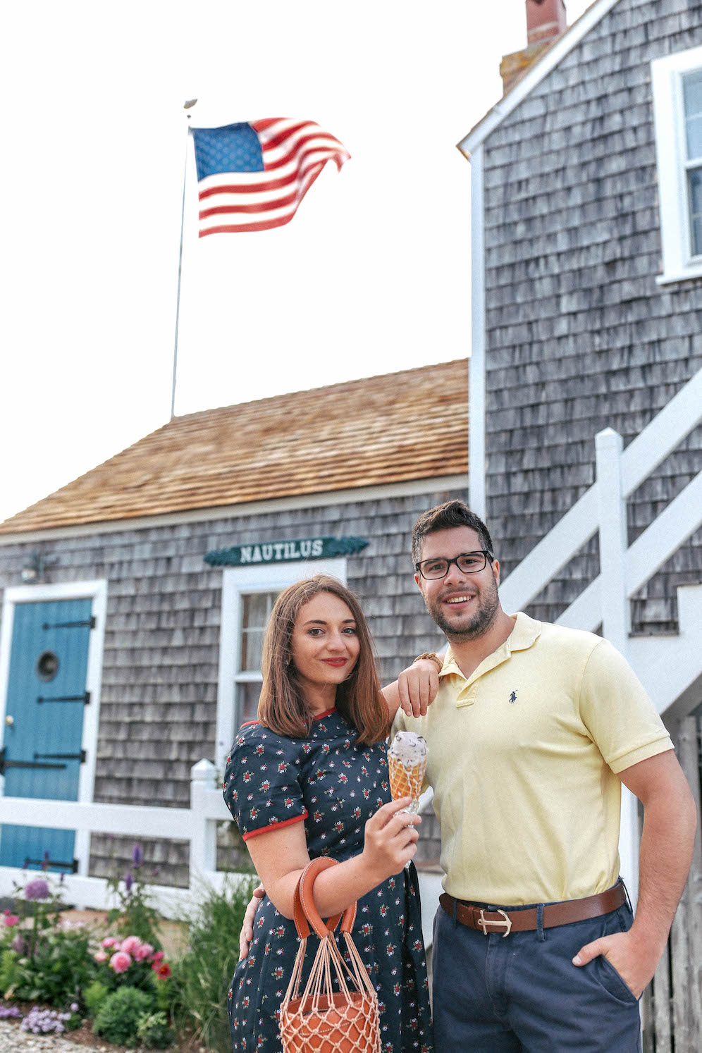 Preppy New England Couple On Nantucket The Coastal Confidence Aubrey Yandow