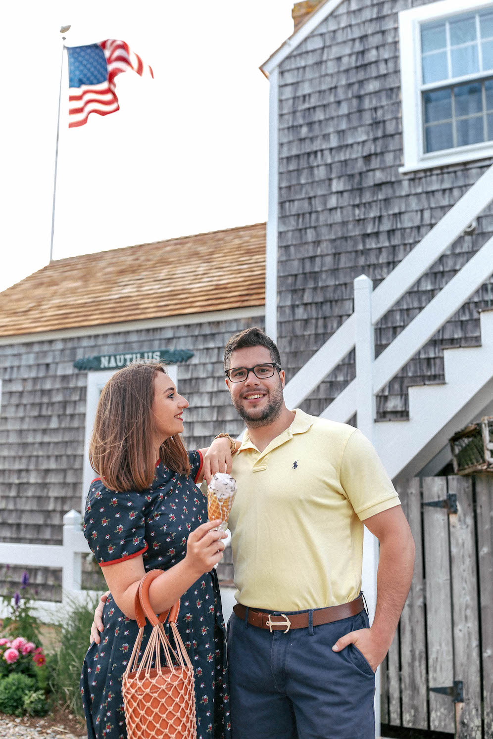 Couples Photoshoot On Nantucket The Coastal Confidence Aubrey Yandow