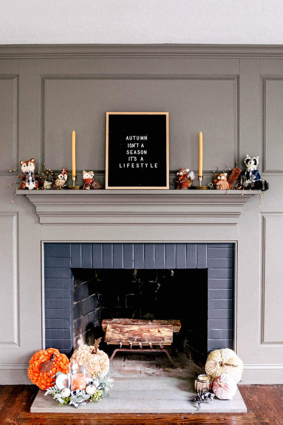 How To Decorate Your Mantel For Fall The Coastal Confidence Aubrey Yandow
